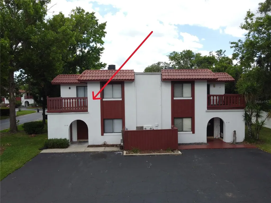 2118 Oak Meadow Circle South Daytona FL 32119
