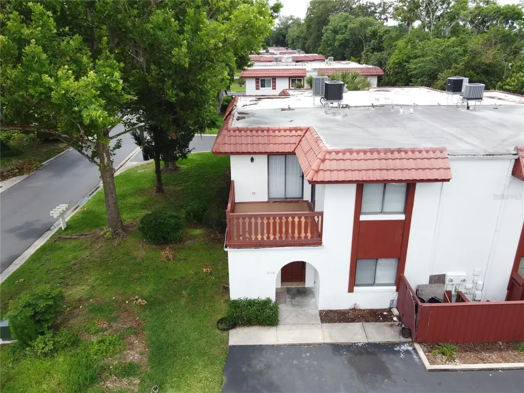 2118 Oak Meadow Circle South Daytona FL 32119
