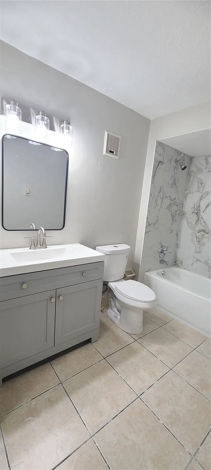 2118 Oak Meadow Circle South Daytona FL 32119