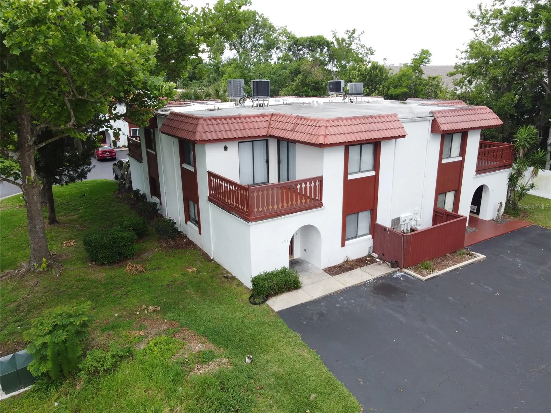 2118 Oak Meadow Circle South Daytona FL 32119