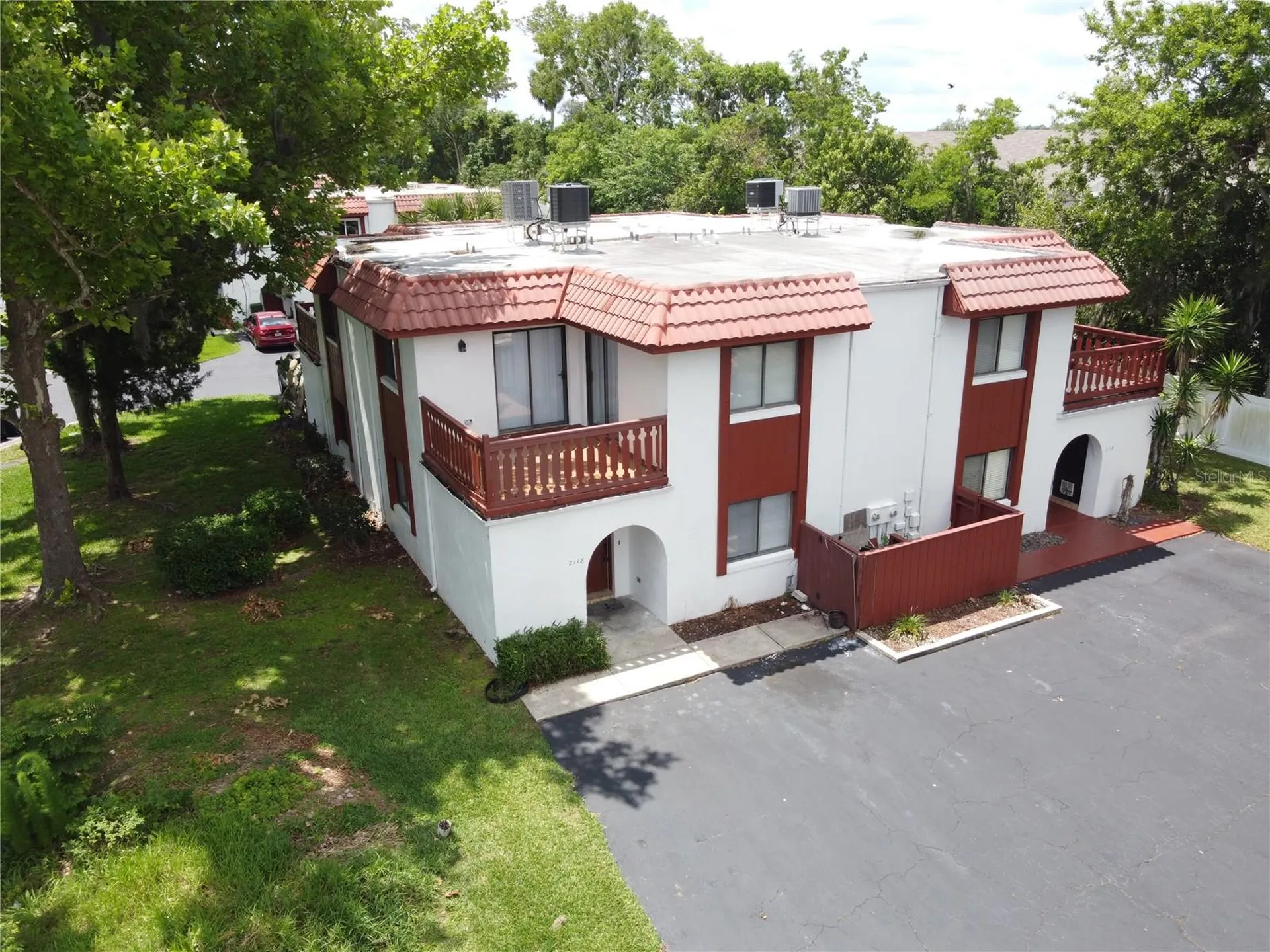 2118 Oak Meadow Circle South Daytona FL 32119