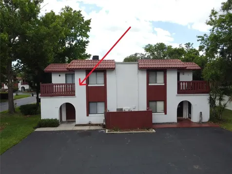 2118 Oak Meadow Circle South Daytona FL 32119