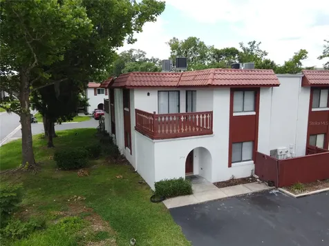 2118 Oak Meadow Circle South Daytona FL 32119