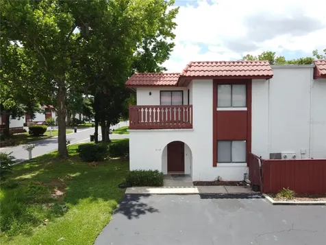 2118 Oak Meadow Circle South Daytona FL 32119