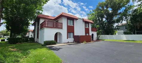 2118 Oak Meadow Circle South Daytona FL 32119