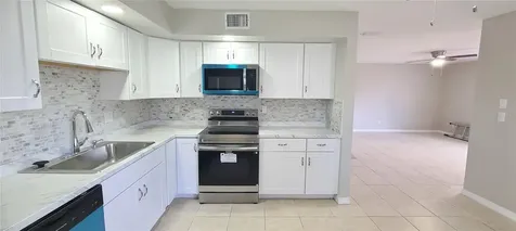 2118 Oak Meadow Circle South Daytona FL 32119