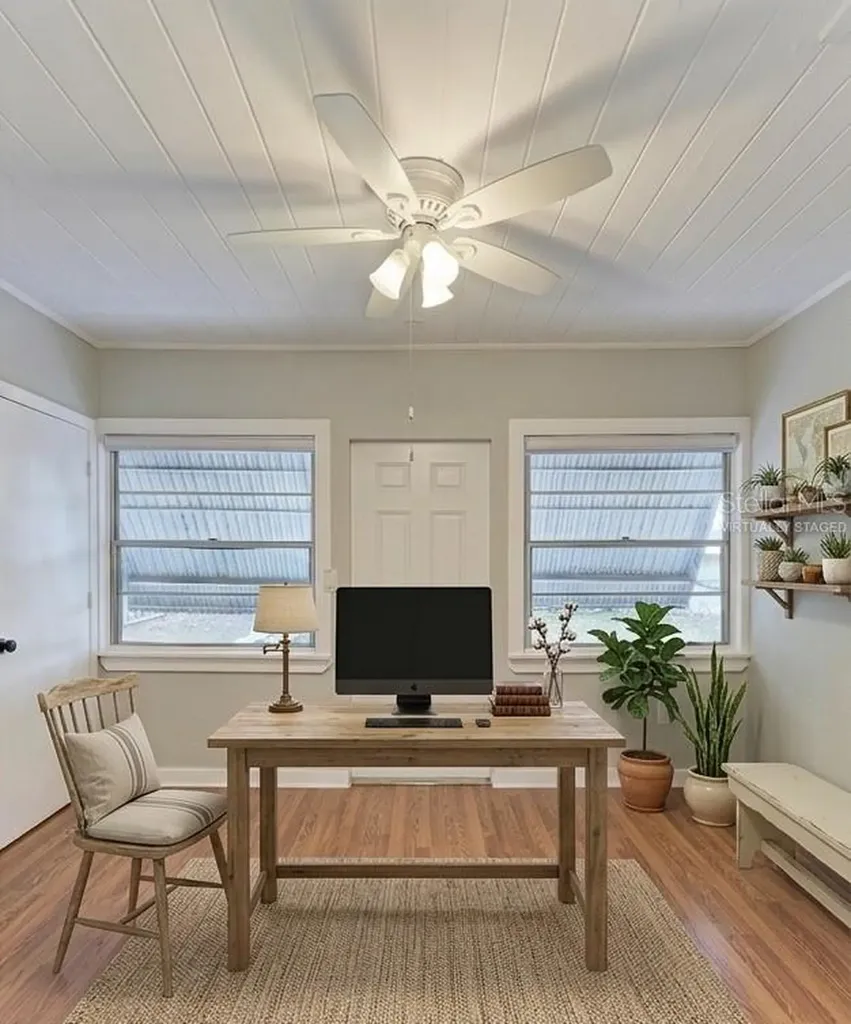 939 N Lockwood Ridge Road Sarasota FL 34237