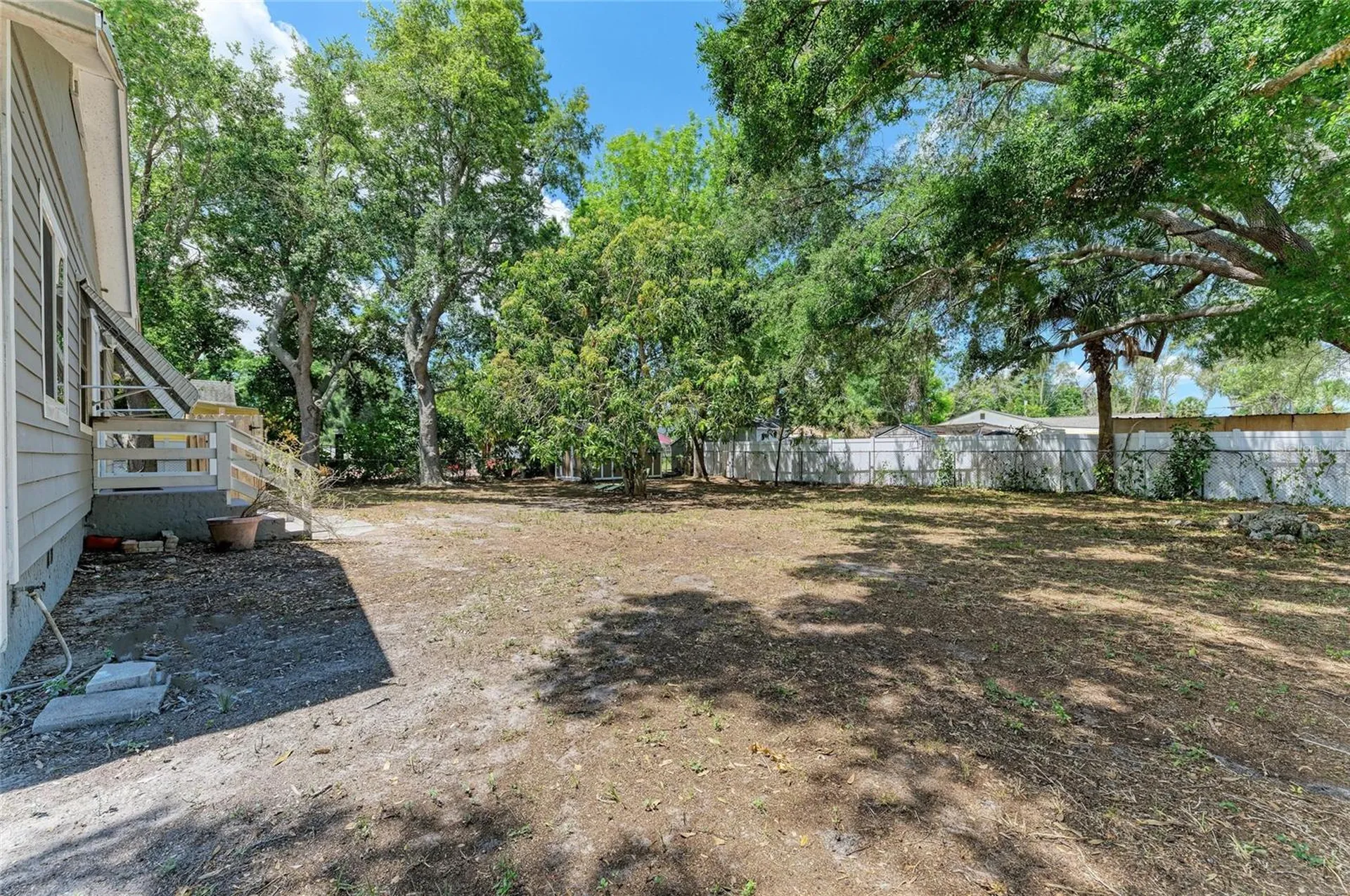 939 N Lockwood Ridge Road Sarasota FL 34237