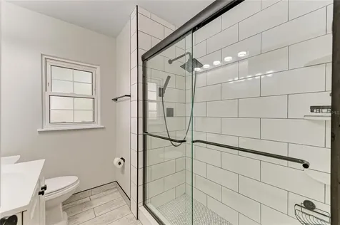 939 N Lockwood Ridge Road Sarasota FL 34237