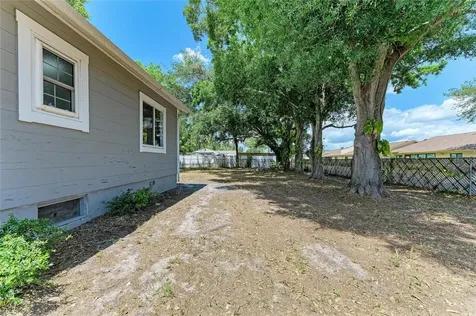 939 N Lockwood Ridge Road Sarasota FL 34237