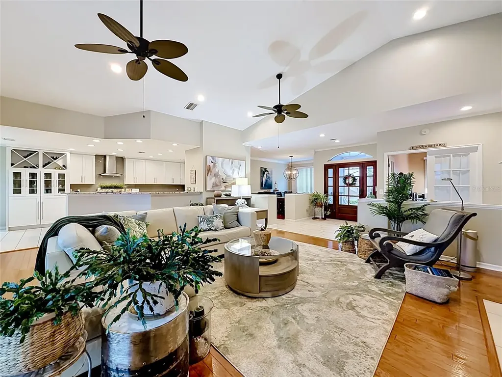 2021 North Pointe Alexis Drive Tarpon Springs FL 34689