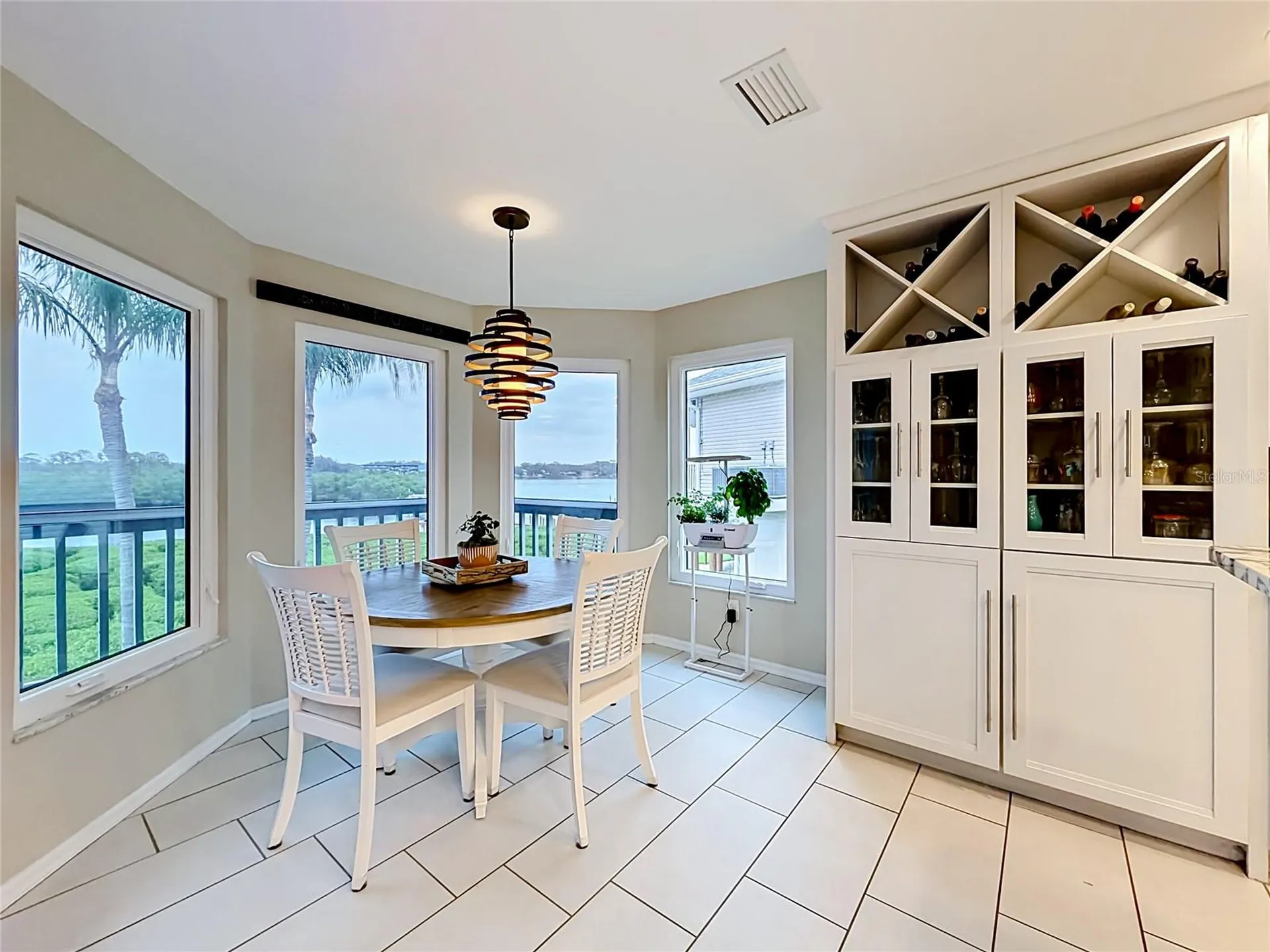 2021 North Pointe Alexis Drive Tarpon Springs FL 34689