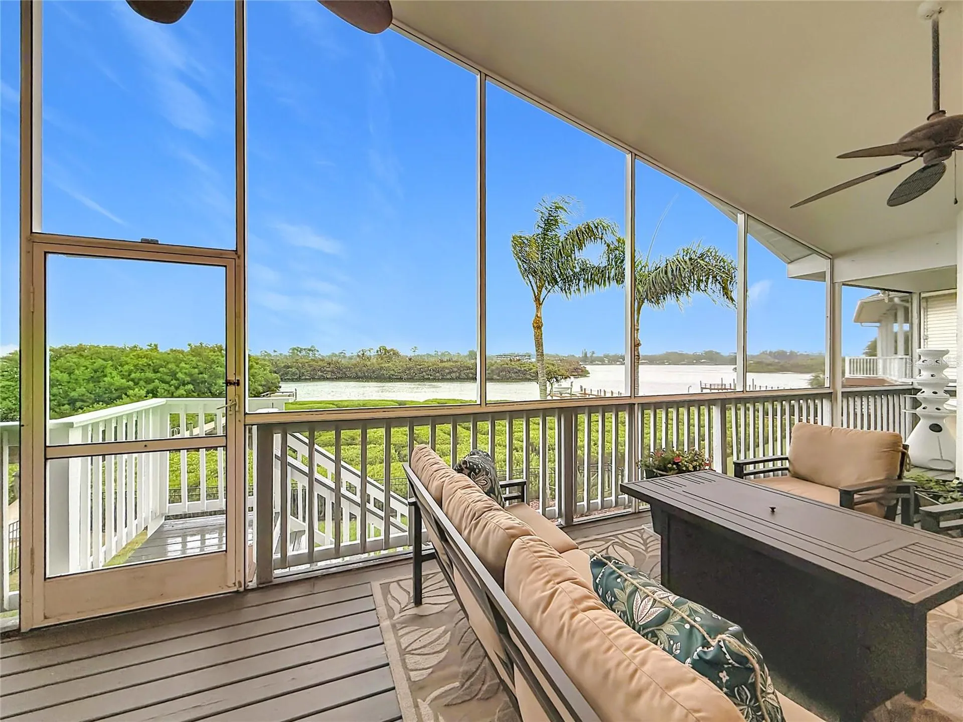 2021 North Pointe Alexis Drive Tarpon Springs FL 34689