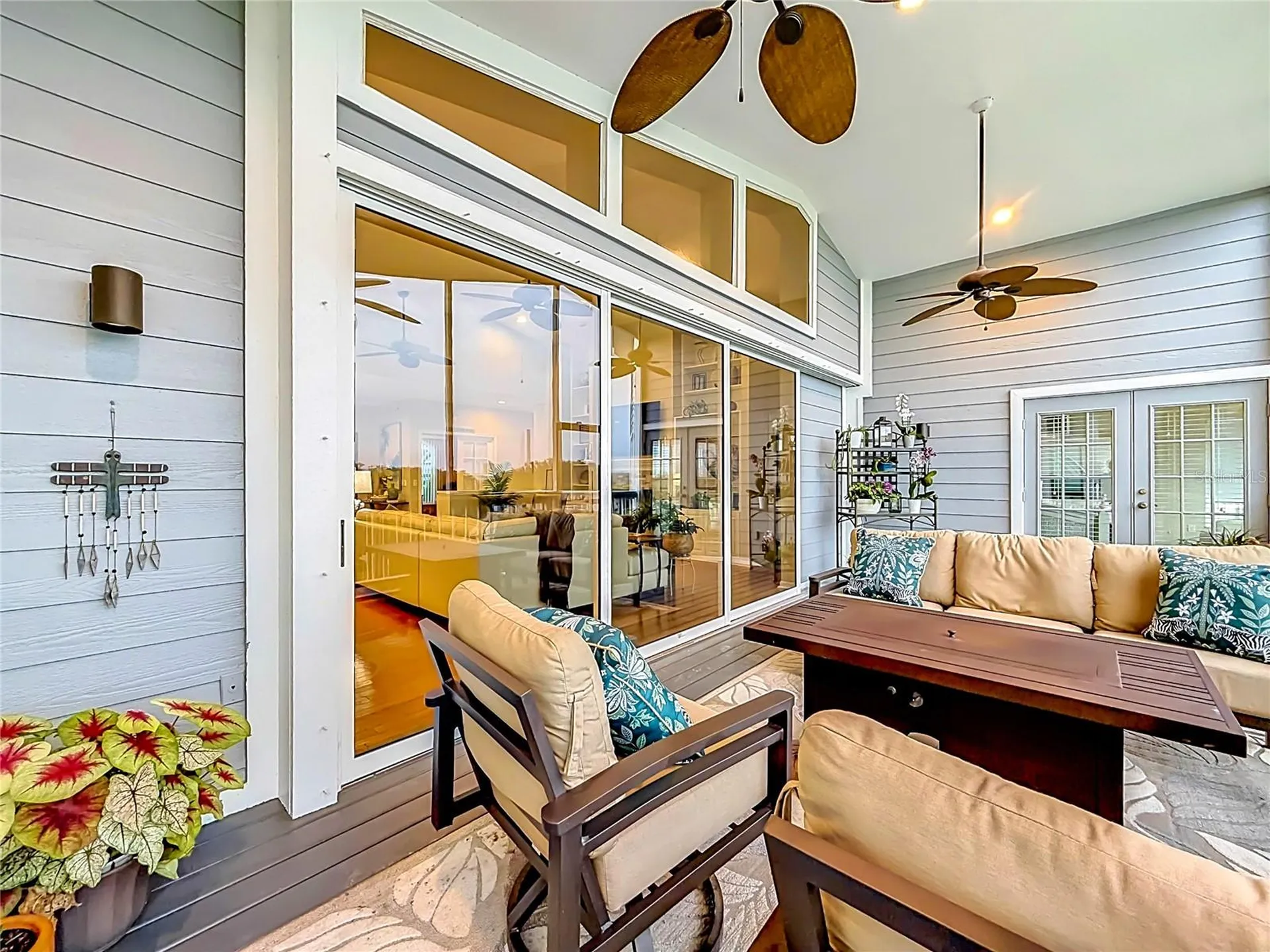 2021 North Pointe Alexis Drive Tarpon Springs FL 34689
