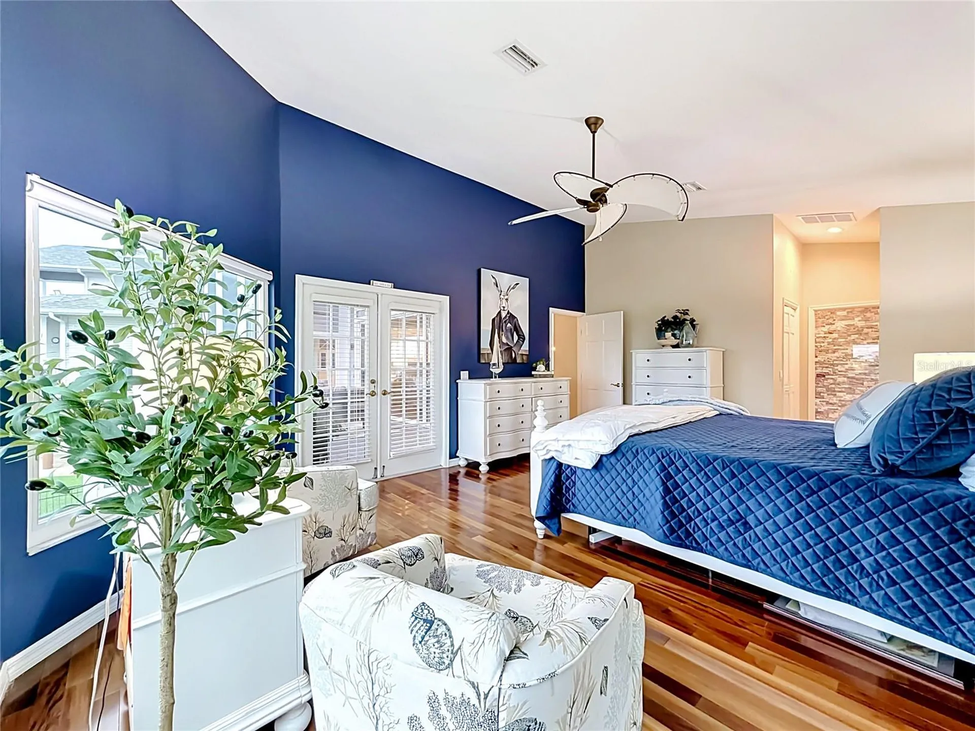 2021 North Pointe Alexis Drive Tarpon Springs FL 34689