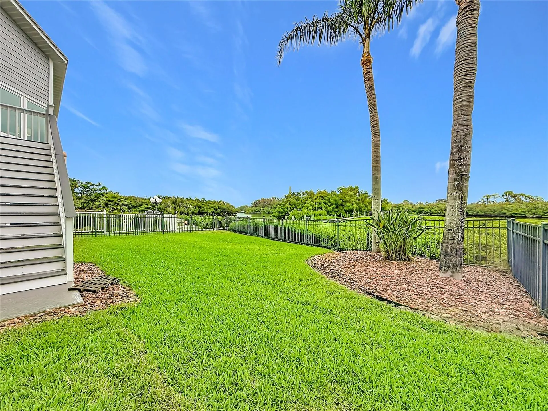 2021 North Pointe Alexis Drive Tarpon Springs FL 34689