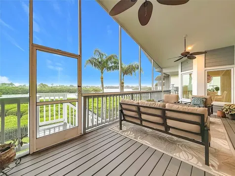 2021 North Pointe Alexis Drive Tarpon Springs FL 34689