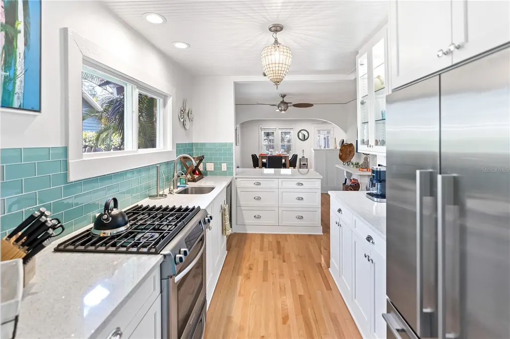 642 Ohio Place Sarasota FL 34236