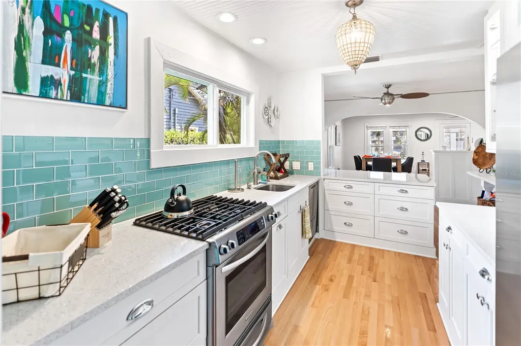 642 Ohio Place Sarasota FL 34236