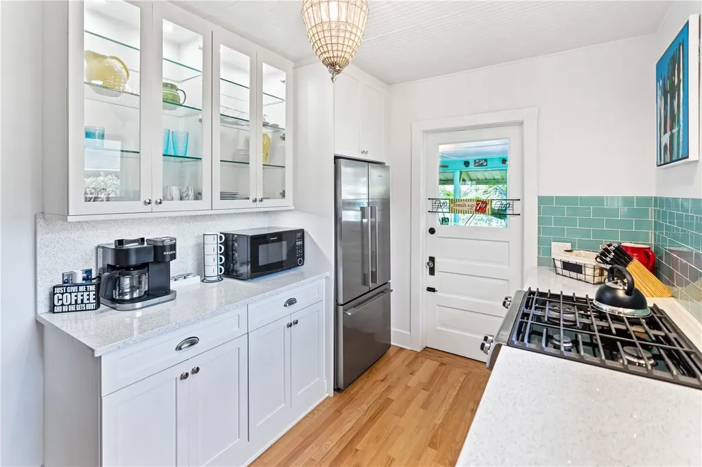 642 Ohio Place Sarasota FL 34236