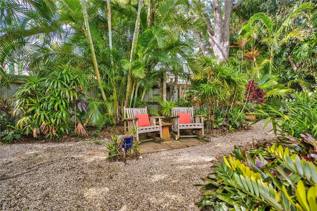 642 Ohio Place Sarasota FL 34236