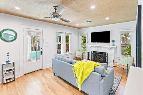 642 Ohio Place Sarasota FL 34236