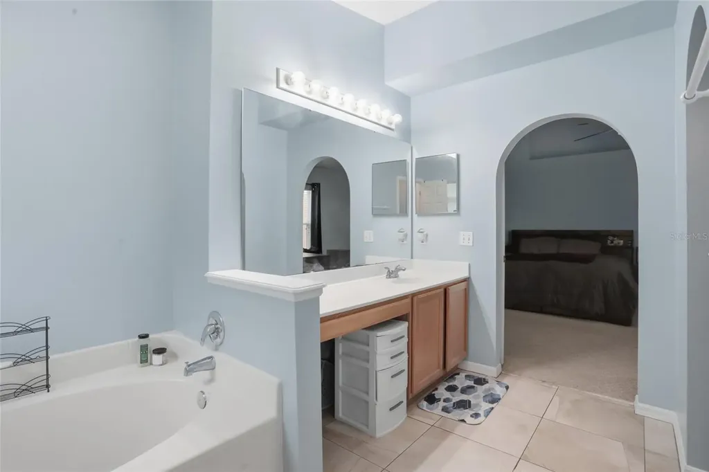 2015 Corner School Drive Orlando FL 32820