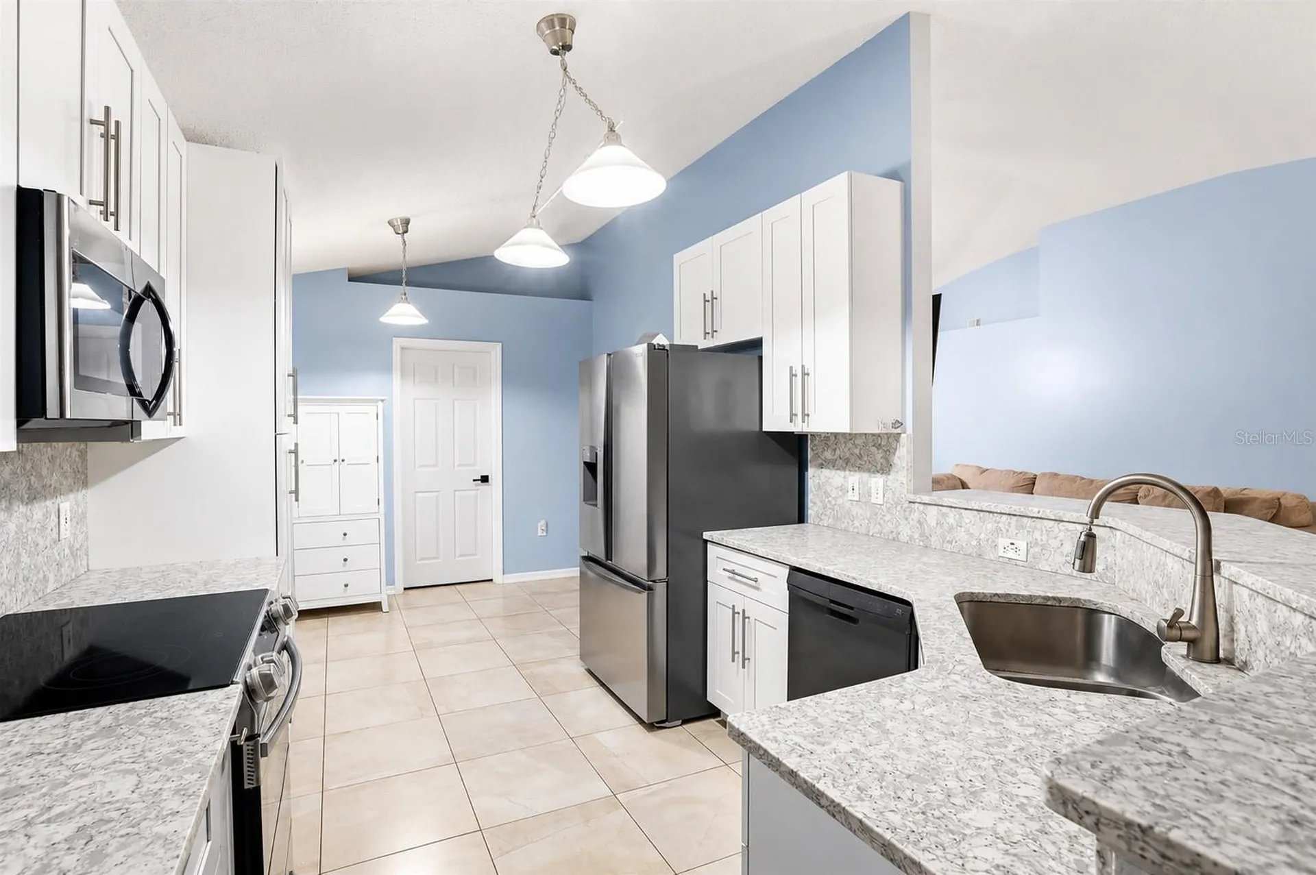 2015 Corner School Drive Orlando FL 32820
