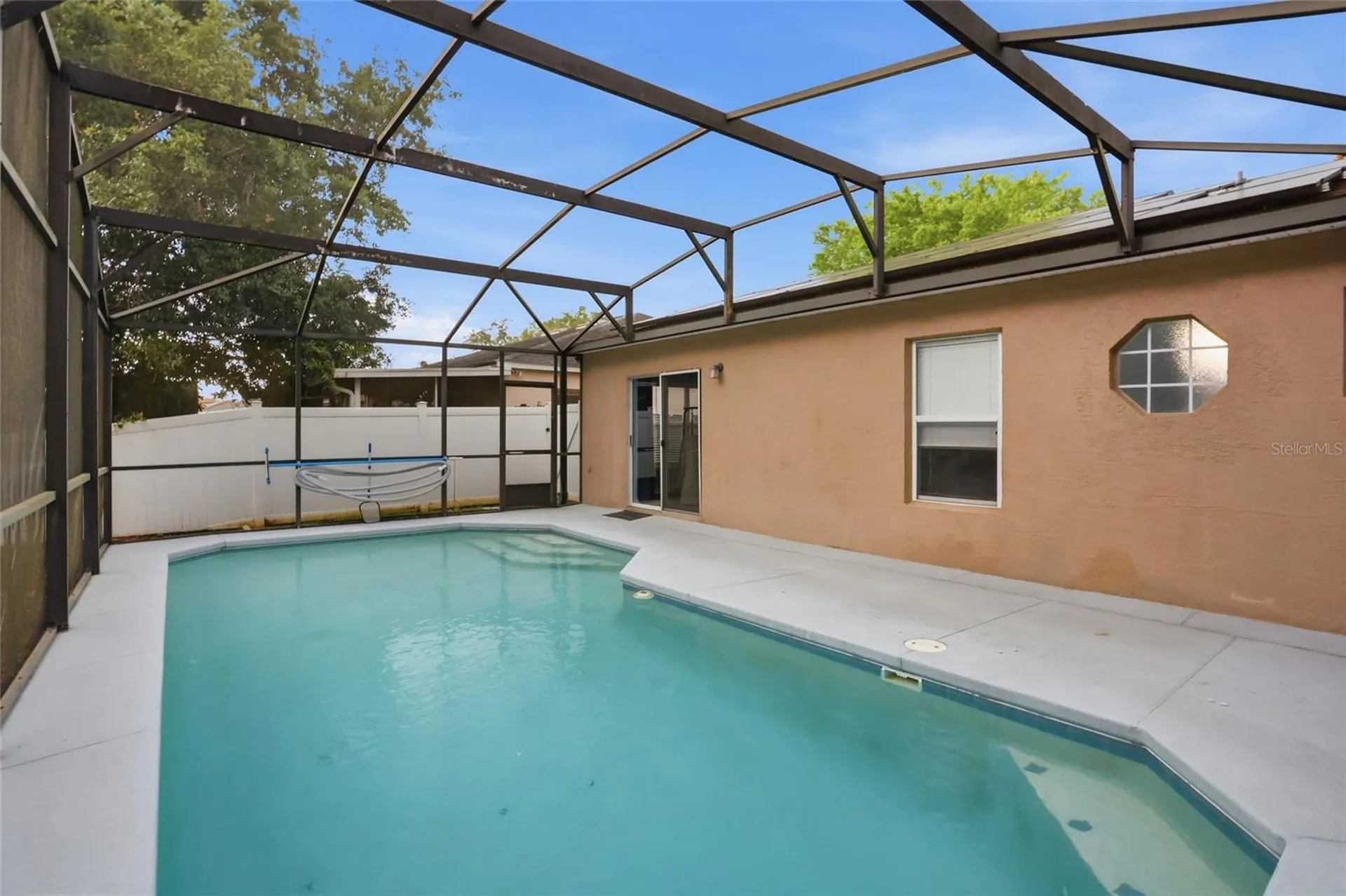 2015 Corner School Drive Orlando FL 32820