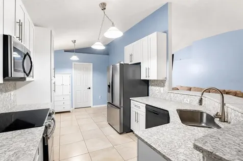 2015 Corner School Drive Orlando FL 32820