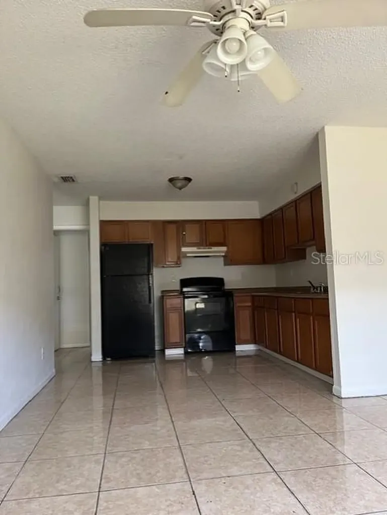 8203 N Klondyke Street Tampa FL 33604