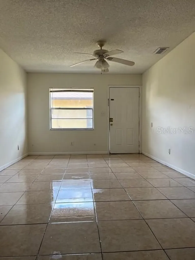 8203 N Klondyke Street Tampa FL 33604