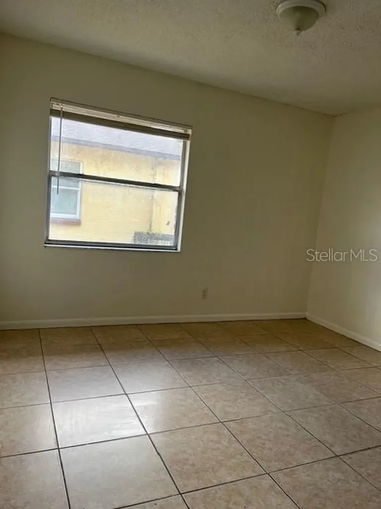 8203 N Klondyke Street Tampa FL 33604