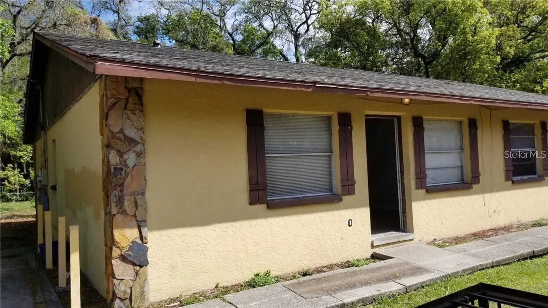 8203 N Klondyke Street Tampa FL 33604