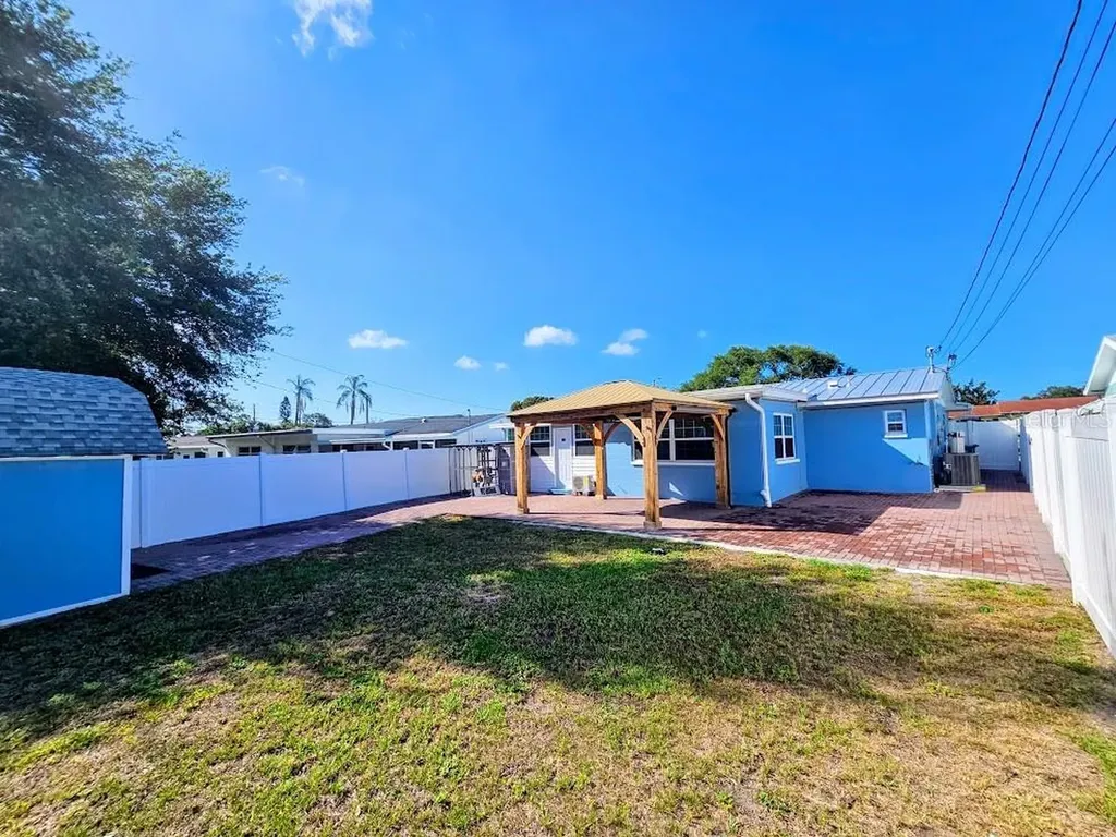 11347 70th Terrace Seminole FL 33772