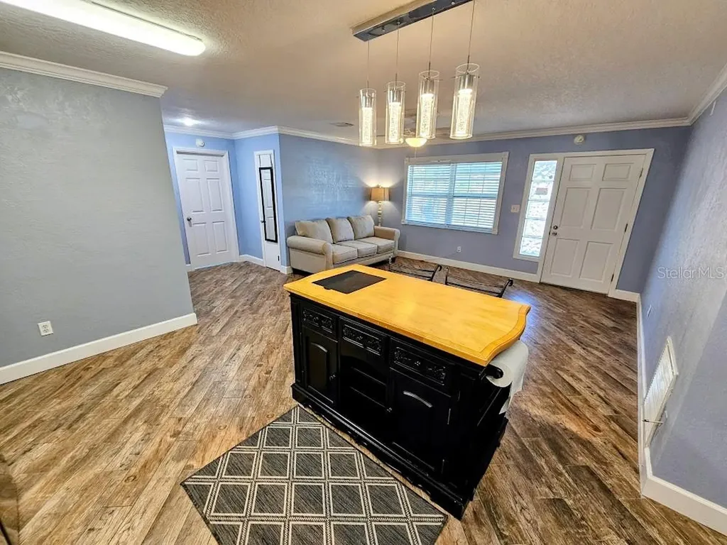 11347 70th Terrace Seminole FL 33772