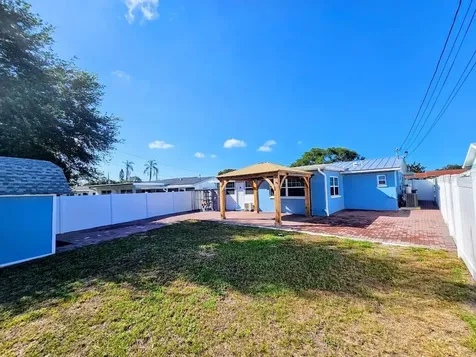 11347 70th Terrace Seminole FL 33772