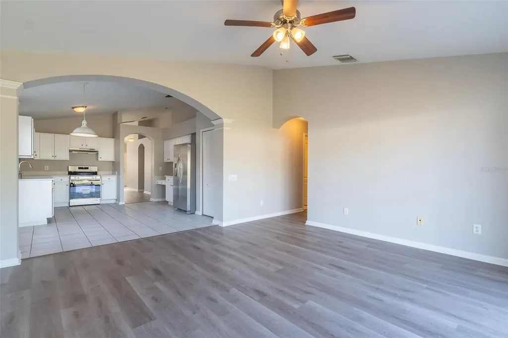 12907 Early Run Lane Riverview FL 33578