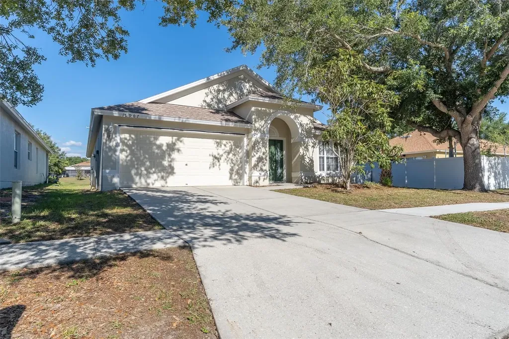 12907 Early Run Lane Riverview FL 33578