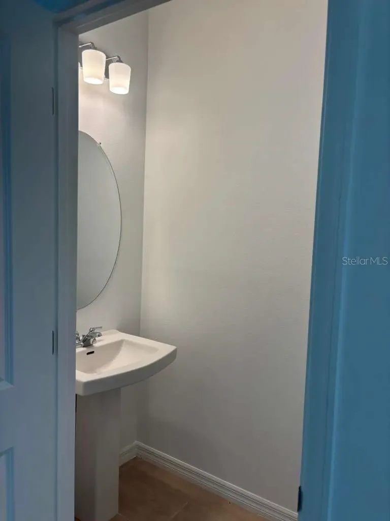 8641 Daybreak Street Sarasota FL 34241