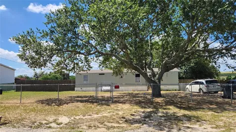 42 Roels Street Haines City FL 33844