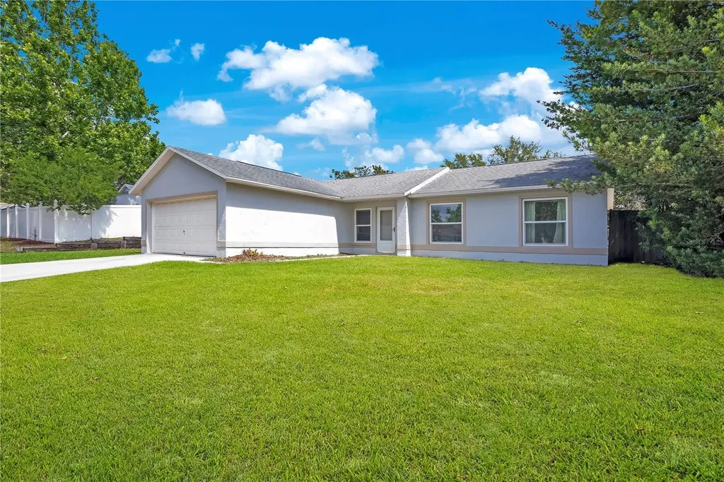 10652 Crescendo Loop Clermont FL 34711