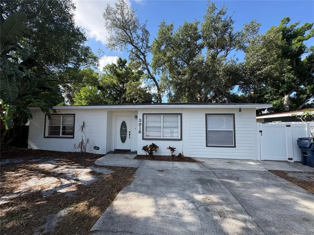 3916 W North A Street Tampa FL 33609