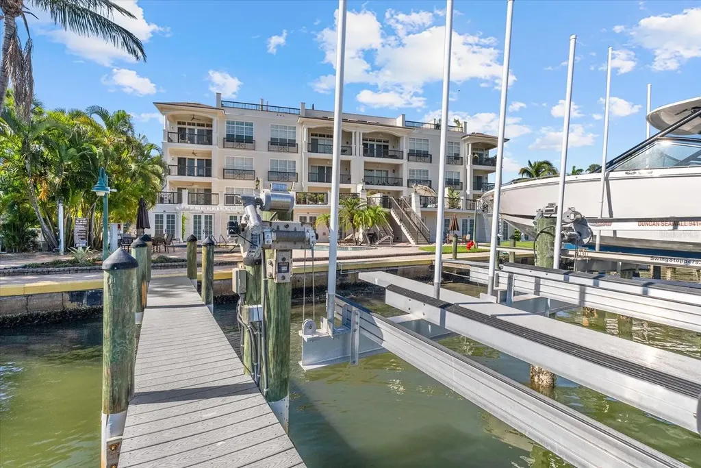 888 S Orange Avenue Sarasota FL 34236