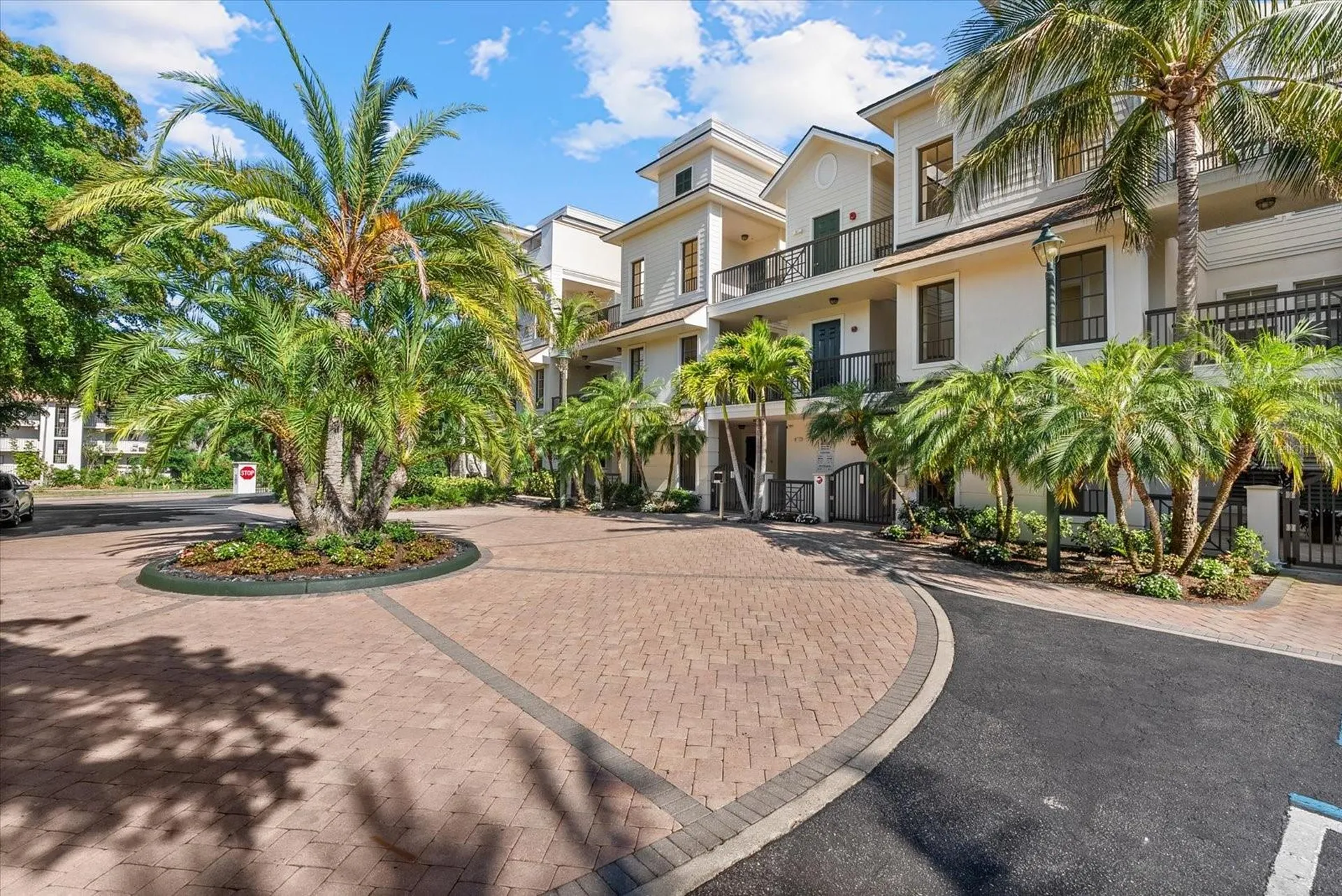888 S Orange Avenue Sarasota FL 34236