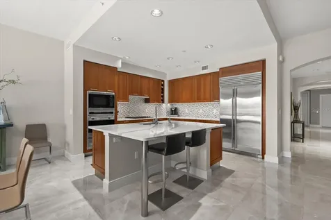 888 S Orange Avenue Sarasota FL 34236