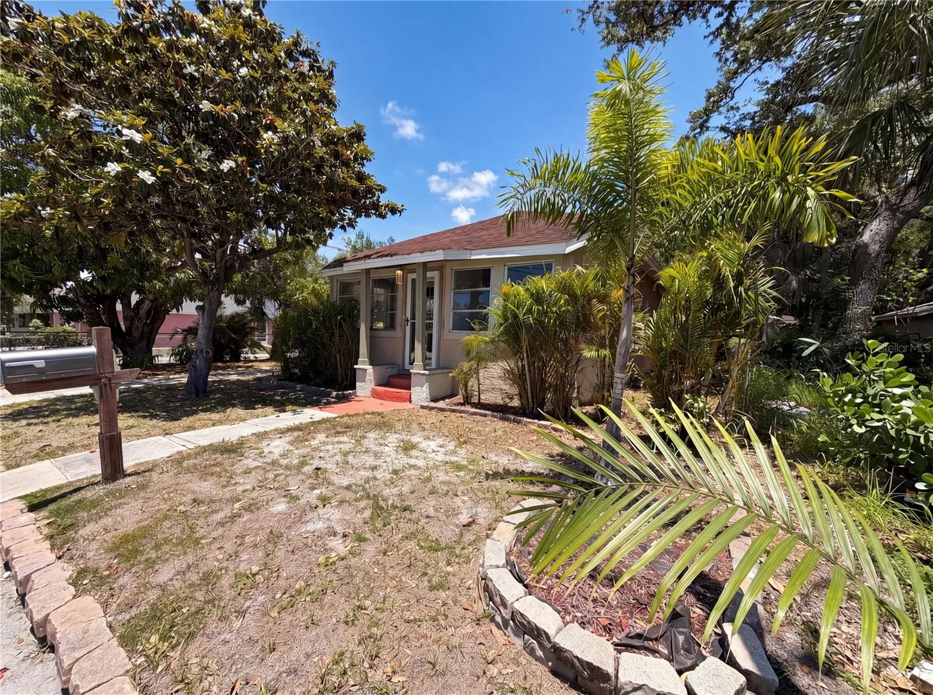2228 N Orange Avenue Sarasota FL 34234