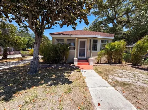 2228 N Orange Avenue Sarasota FL 34234