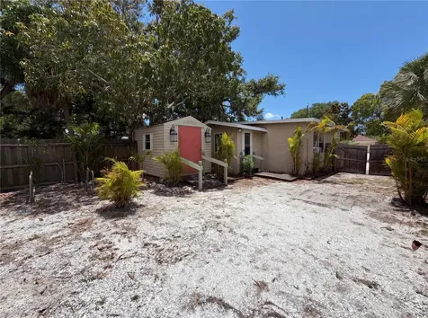 2228 N Orange Avenue Sarasota FL 34234