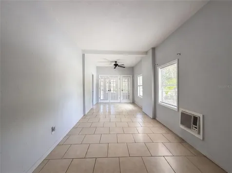 2228 N Orange Avenue Sarasota FL 34234